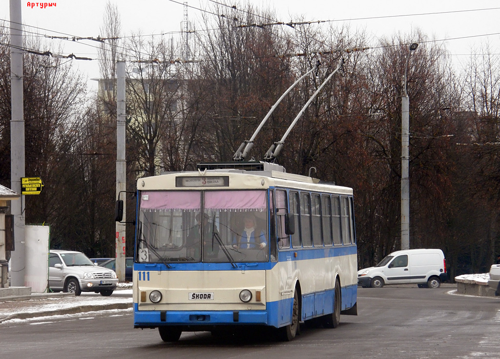 Ровно, Škoda 14Tr89/6 № 111