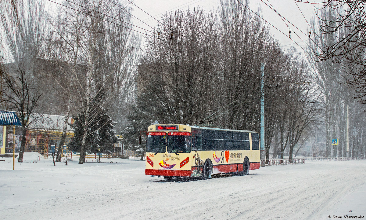 Кривой Рог, ЗиУ-682П № 030