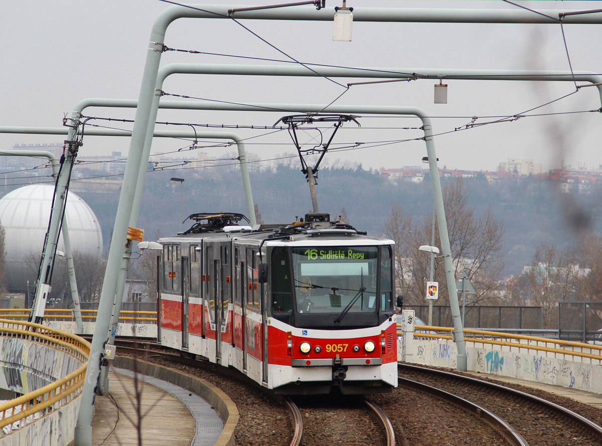 Прага, Tatra KT8D5R.N2P № 9057