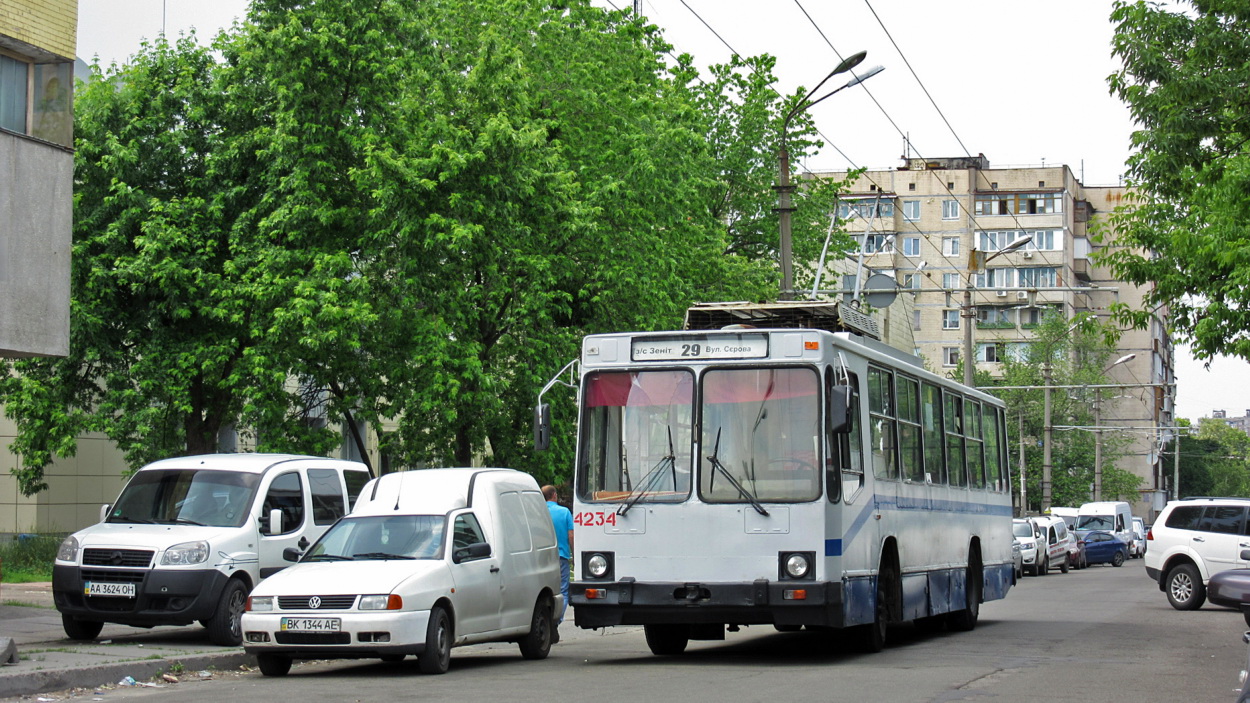 Киев, ЮМЗ Т2 № 4234
