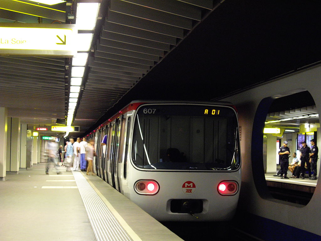 Лион — Метрополитен — Линия A