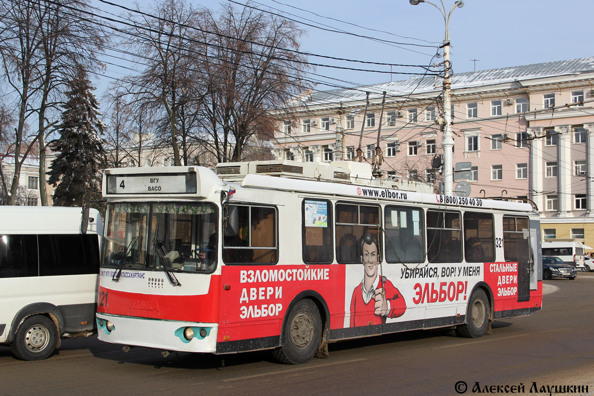 Voronezh, ZiU-682G-016.02 Br. 321