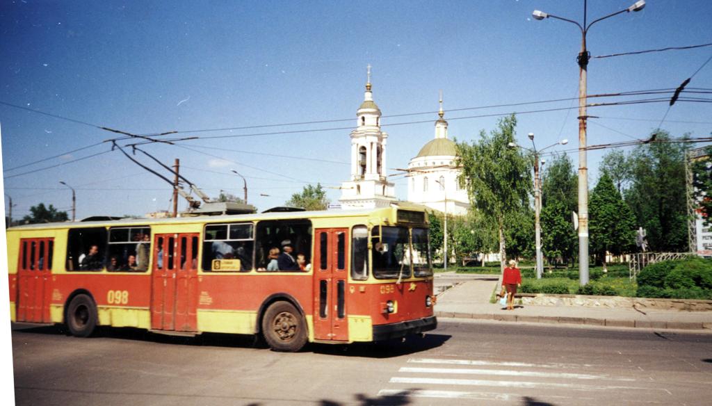 Орёл, ЗиУ-682В-012 [В0А] № 098; Орёл — Исторические фотографии [1992-2005]; Орёл — Маршрутоуказатели