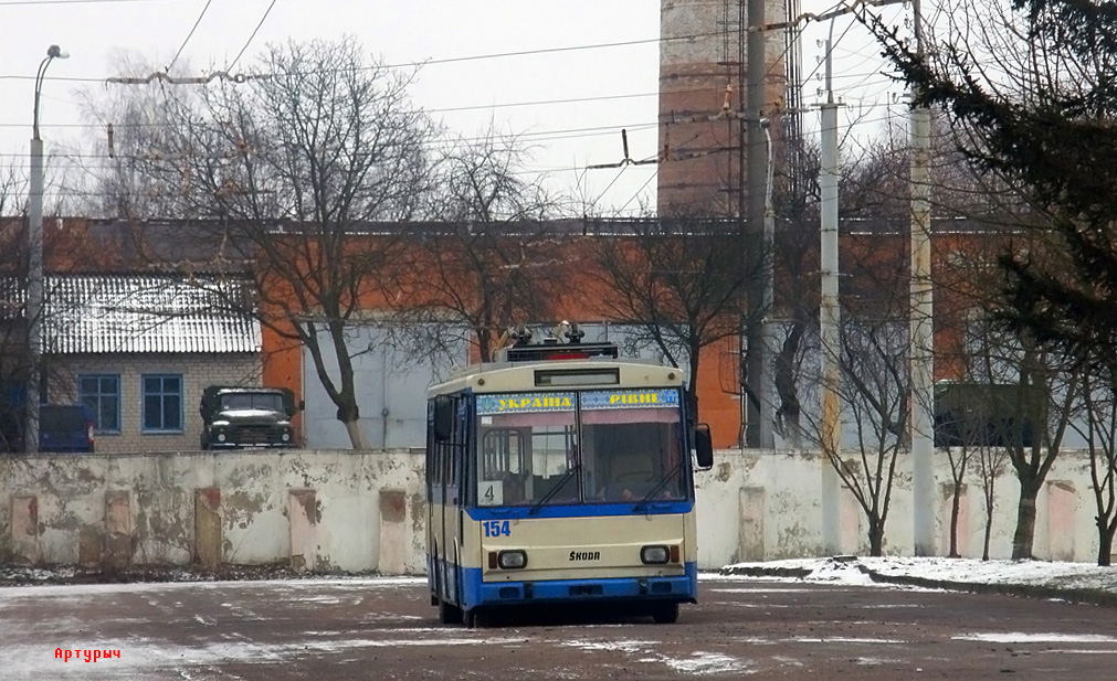 Ровно, Škoda 14Tr10/6 № 154