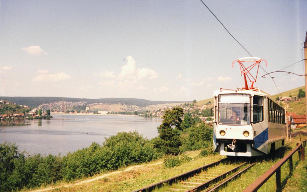 Кемерово, 71-608КМ № 205; Усть-Катав — Трамвайные вагоны для Кемерово; Усть-Катав — Экскурсия 13 июня 1995 г.