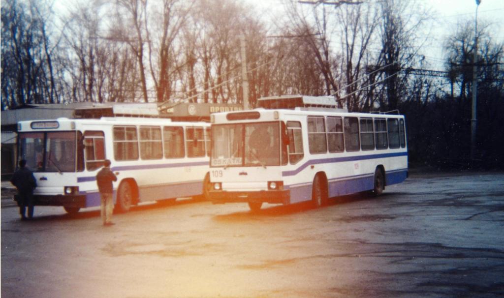 Біла Церква, YMZ T2 № 108; Біла Церква, YMZ T2 № 109 Біла Церква, YMZ T2 № 108; Біла Церква, YMZ T2 № 109