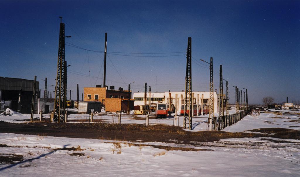 Karaganda, MTB-82 — б/н; Karaganda, ZiU-682V — 59; Karaganda, 71-605 (KTM-5M3) — 9; Karaganda, 71-605 (KTM-5M3) — 8; Karaganda — Old photos (up to 2000 year); Karaganda — Tram depot; Karaganda — Visit of transport enthusiasts 21.04.1998