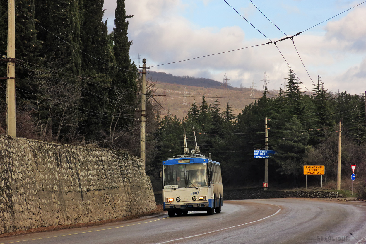 Krimmi trollid (Simferopol - Alušta - Jalta), Škoda 14Tr02/6 № 8007 Krimmi trollid (Simferopol - Alušta - Jalta), Škoda 14Tr02/6 № 8007