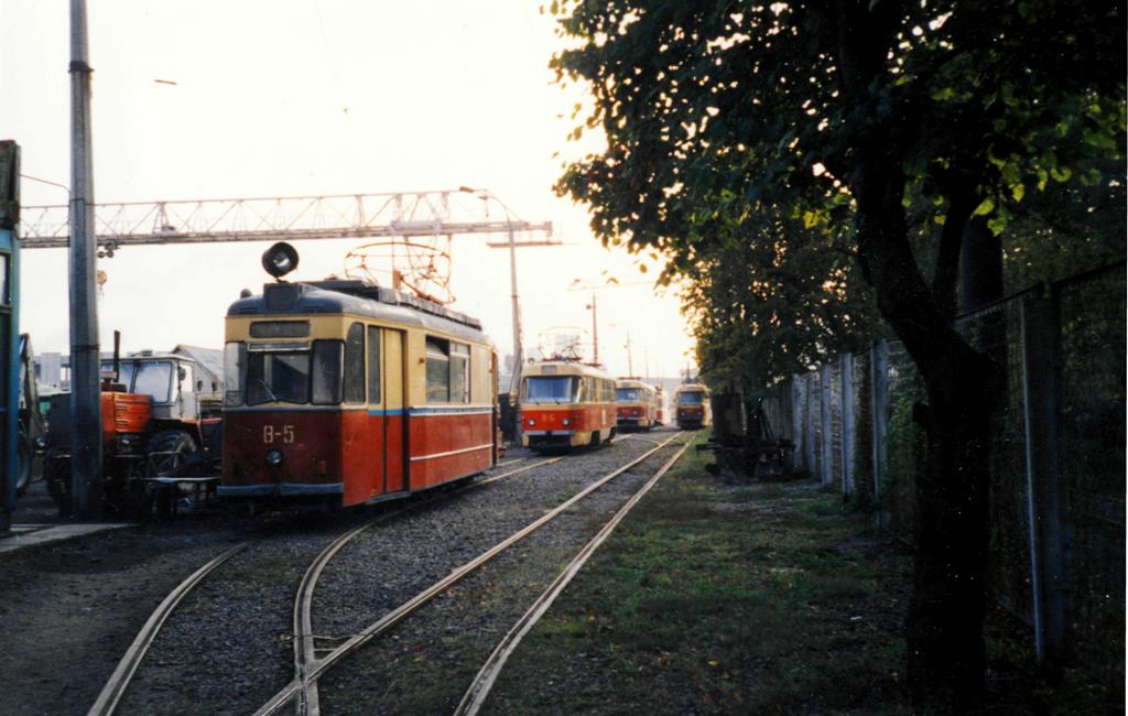 Винница, Gotha T57 № В-5; Винница, Tatra T4SU № В-6; Винница — Старые фотографии