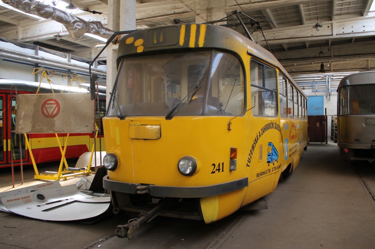 Мост ― Литвинов, Tatra T3M.3 № 241