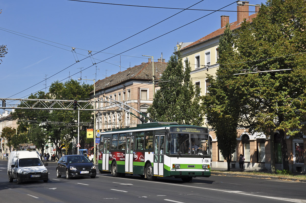 Сегед, Škoda 14Tr08/6 № T-706