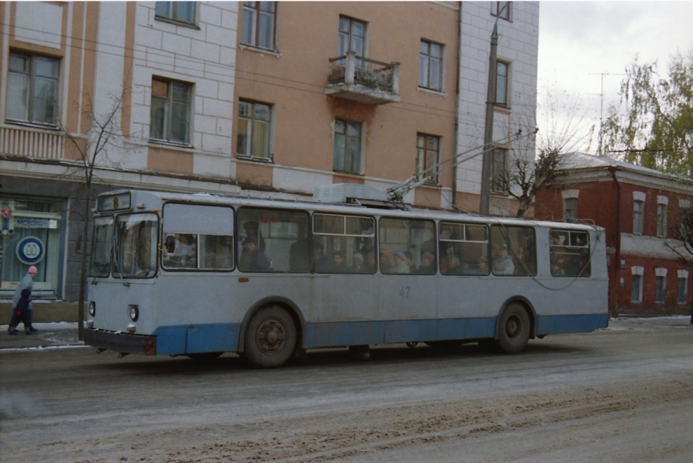 Тверь, ЗиУ-682В № 47; Тверь — Тверской троллейбус в 1990-е гг.