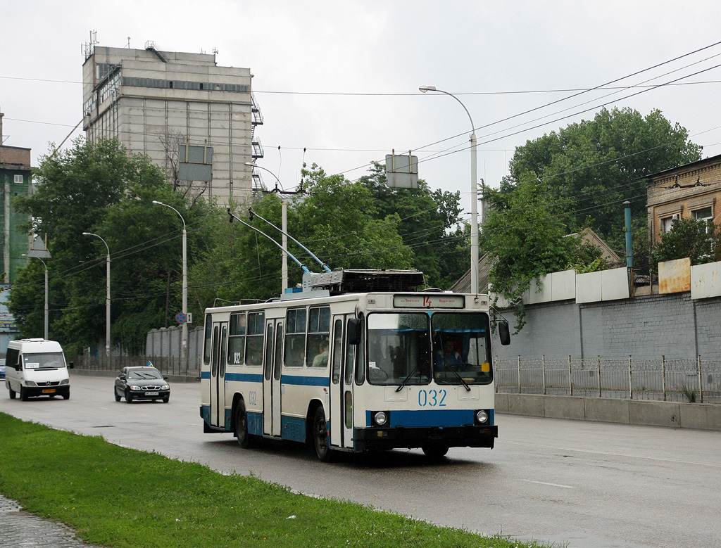 Запорожье, ЮМЗ Т2 № 032