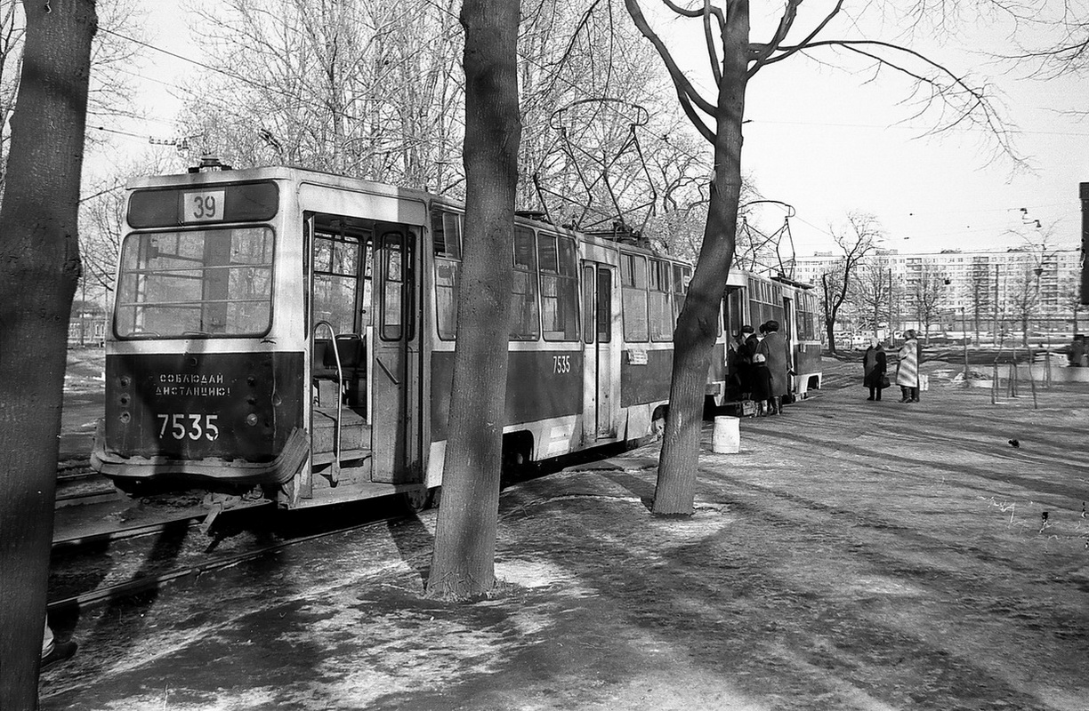 Санкт-Петербург, ЛМ-68М № 7535 Санкт-Петербург, ЛМ-68М № 7535