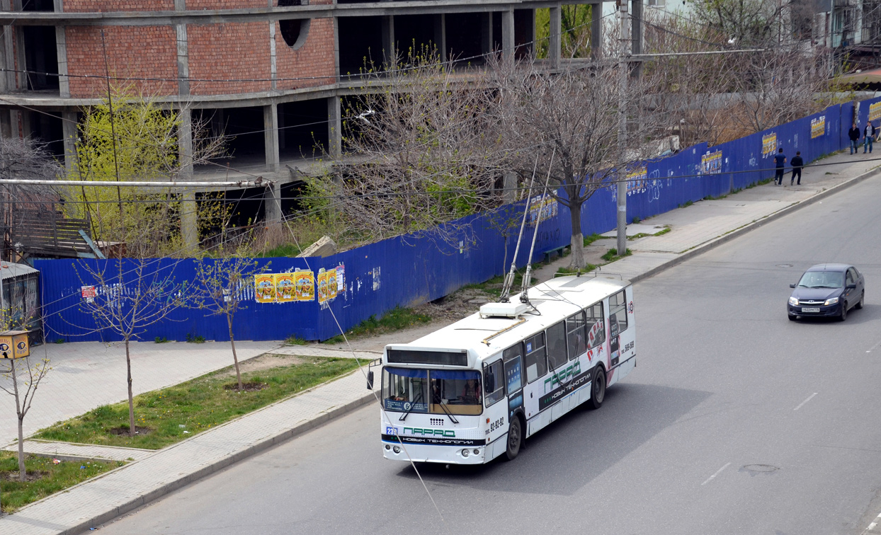 Махачкала, ЗиУ-682Г-016.05 № 239