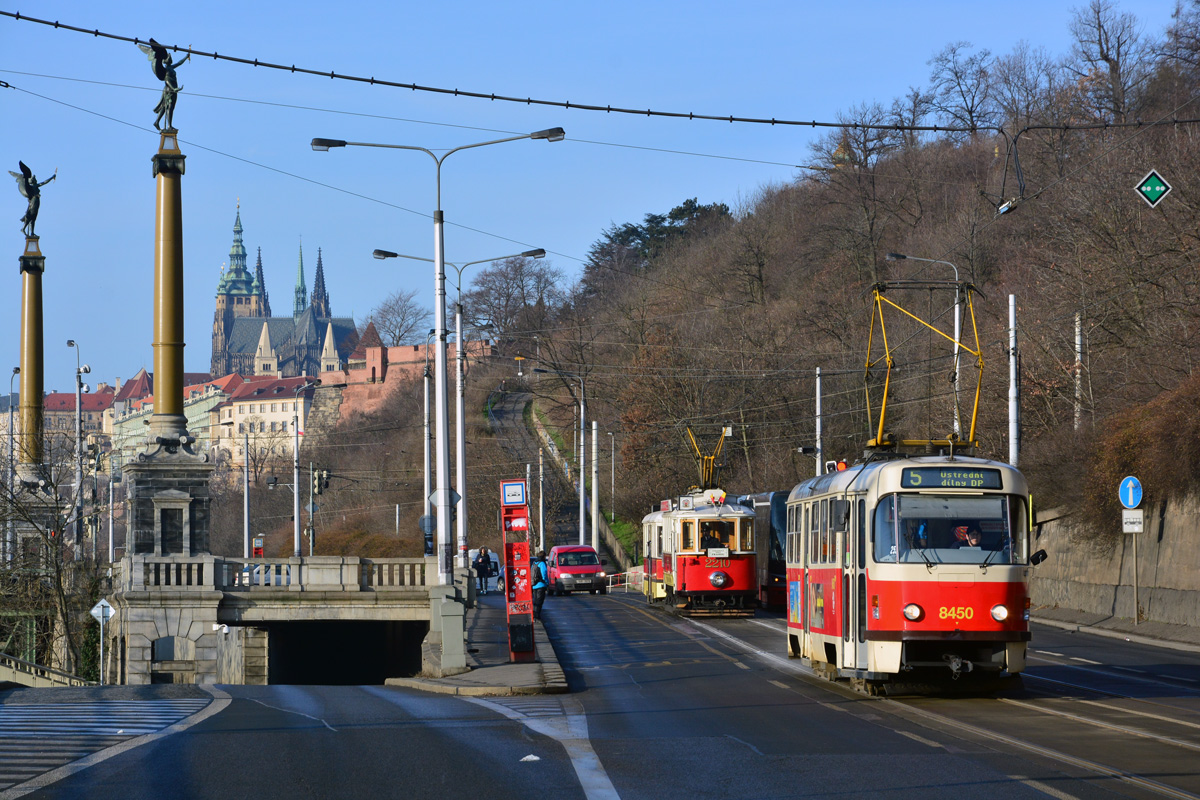 Прага, Tatra T3R.P № 8450
