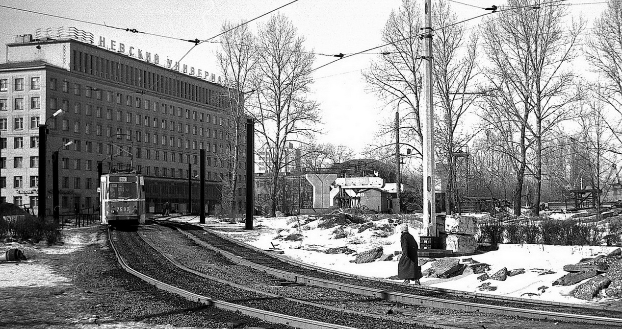 Санкт-Петербург, ЛМ-68М № 7593