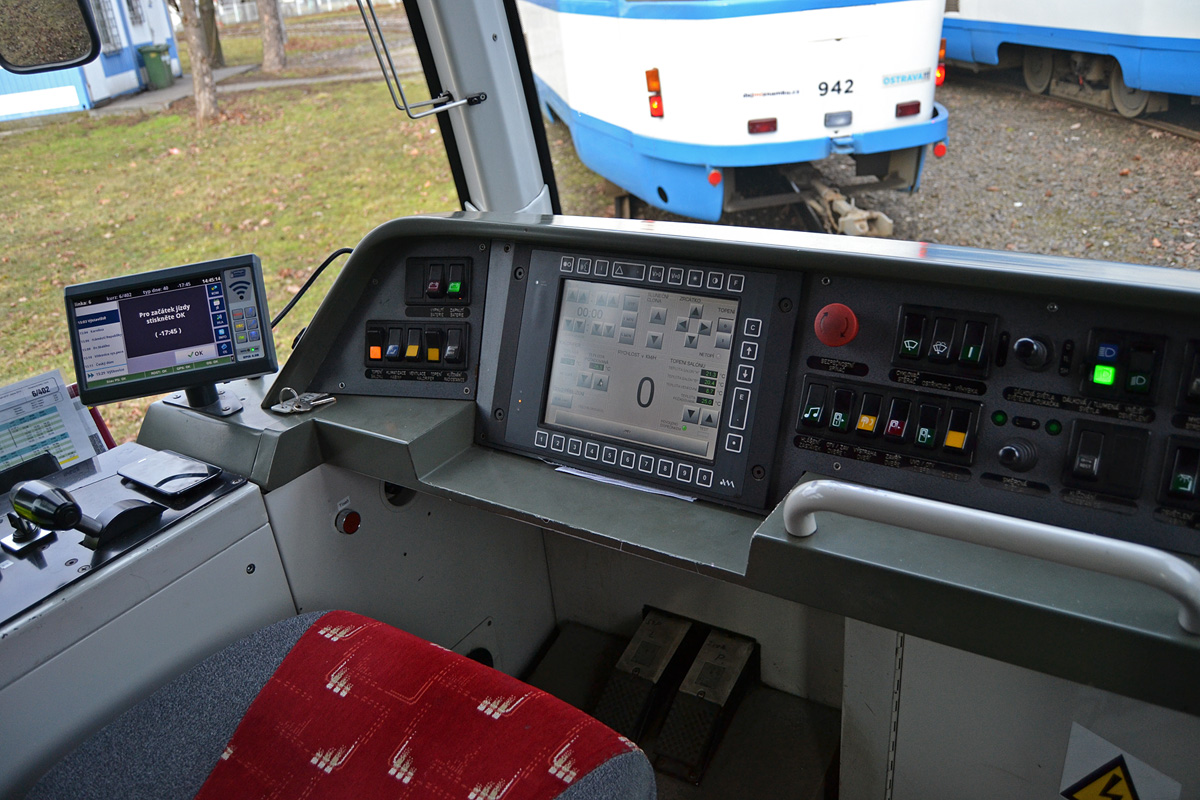 Острава, Vario LF2+ № 1411