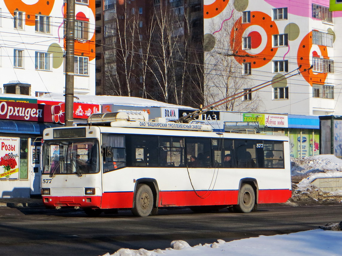 Киров, БТЗ-52764Р № 577