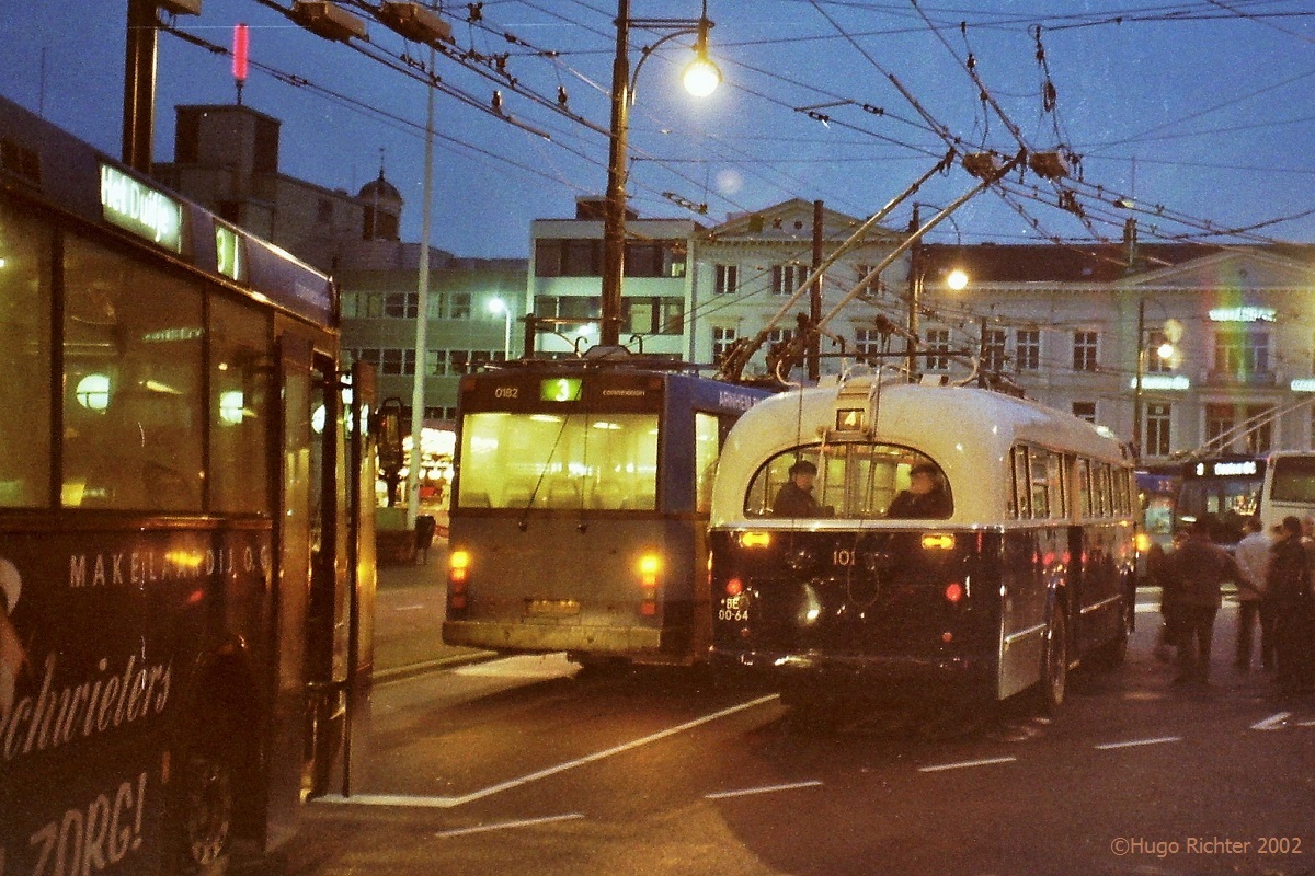 Арнем, Den Oudsten B88 № 0182; Арнем, BUT 9721T/EEC № 101