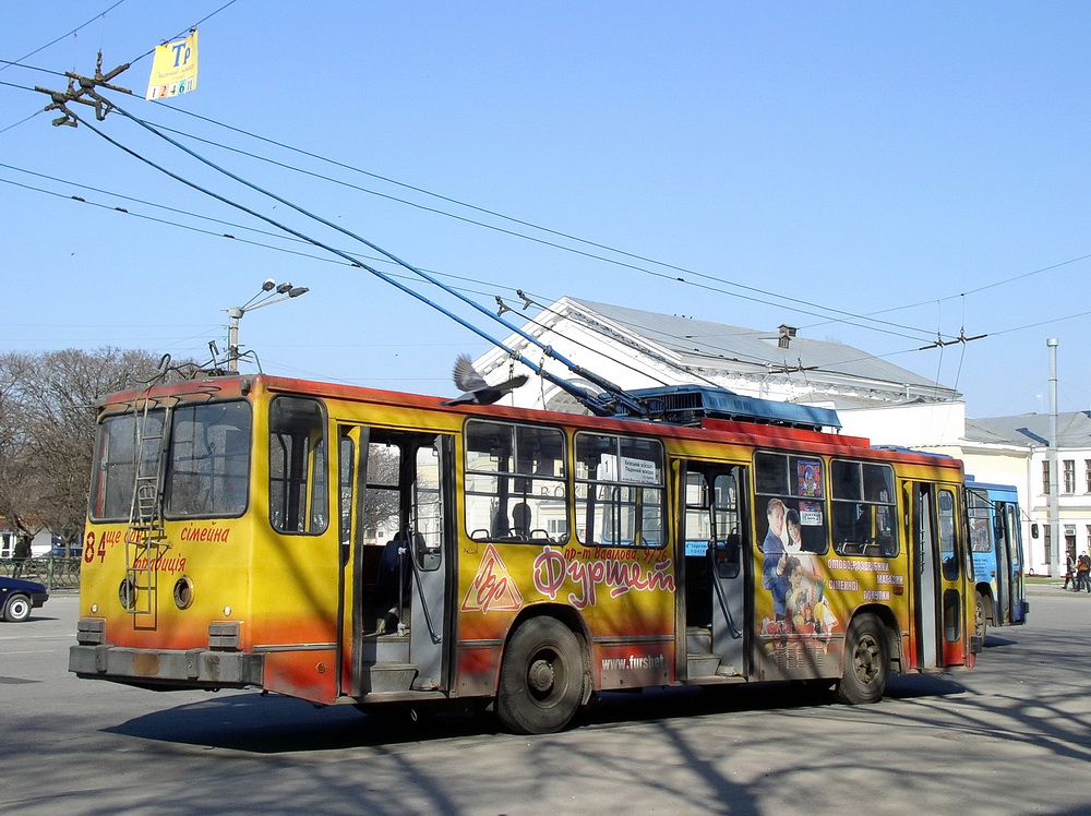Полтава, ЮМЗ Т2 № 84