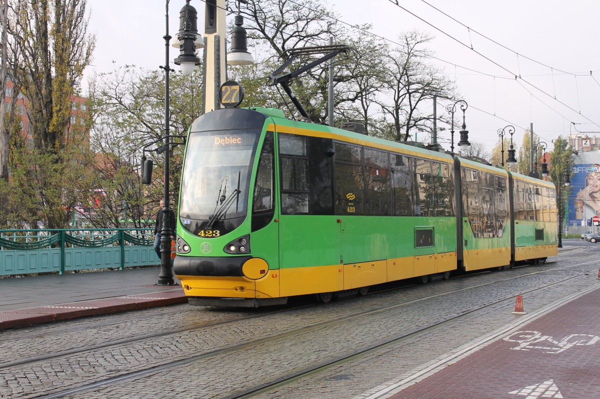 Poznań, Modertrans Moderus Beta MF 02 AC № 423