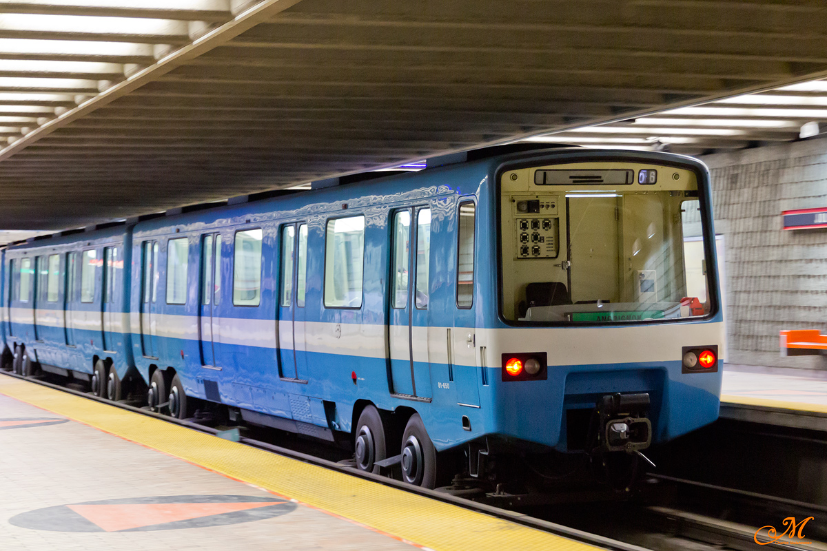 Монреаль, Canadian Vickers MR-63 моторный № 81-560; Монреаль — Métro de Montréal -> Ligne verte