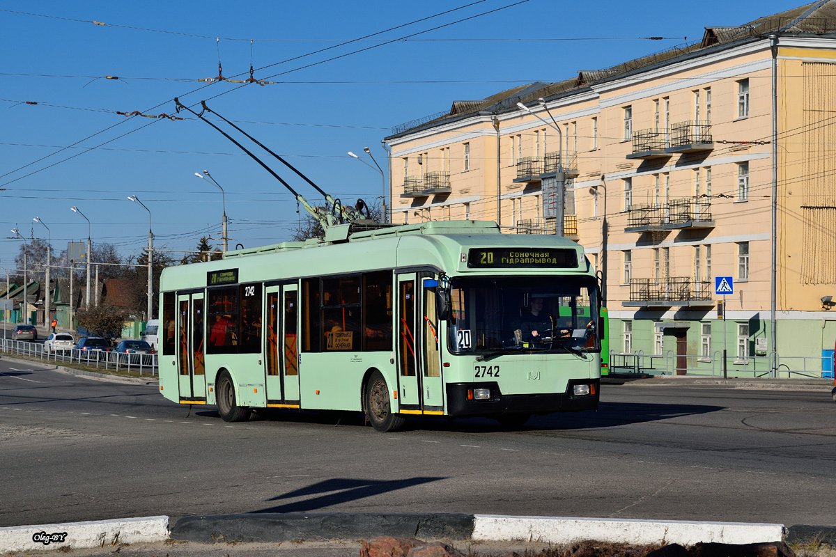 Гомель, БКМ 32102 № 2742