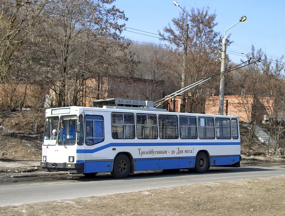 Полтава, ЮМЗ Т2 № 111