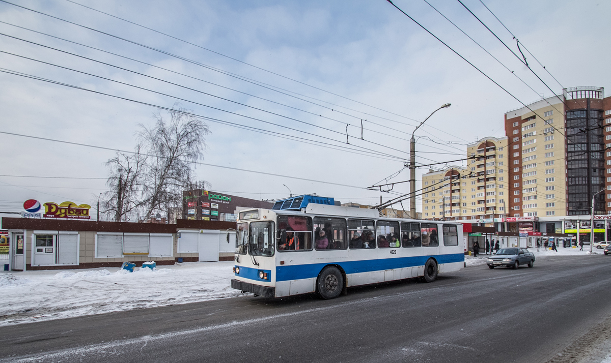 Барнаул, БТЗ-52011 № 4020