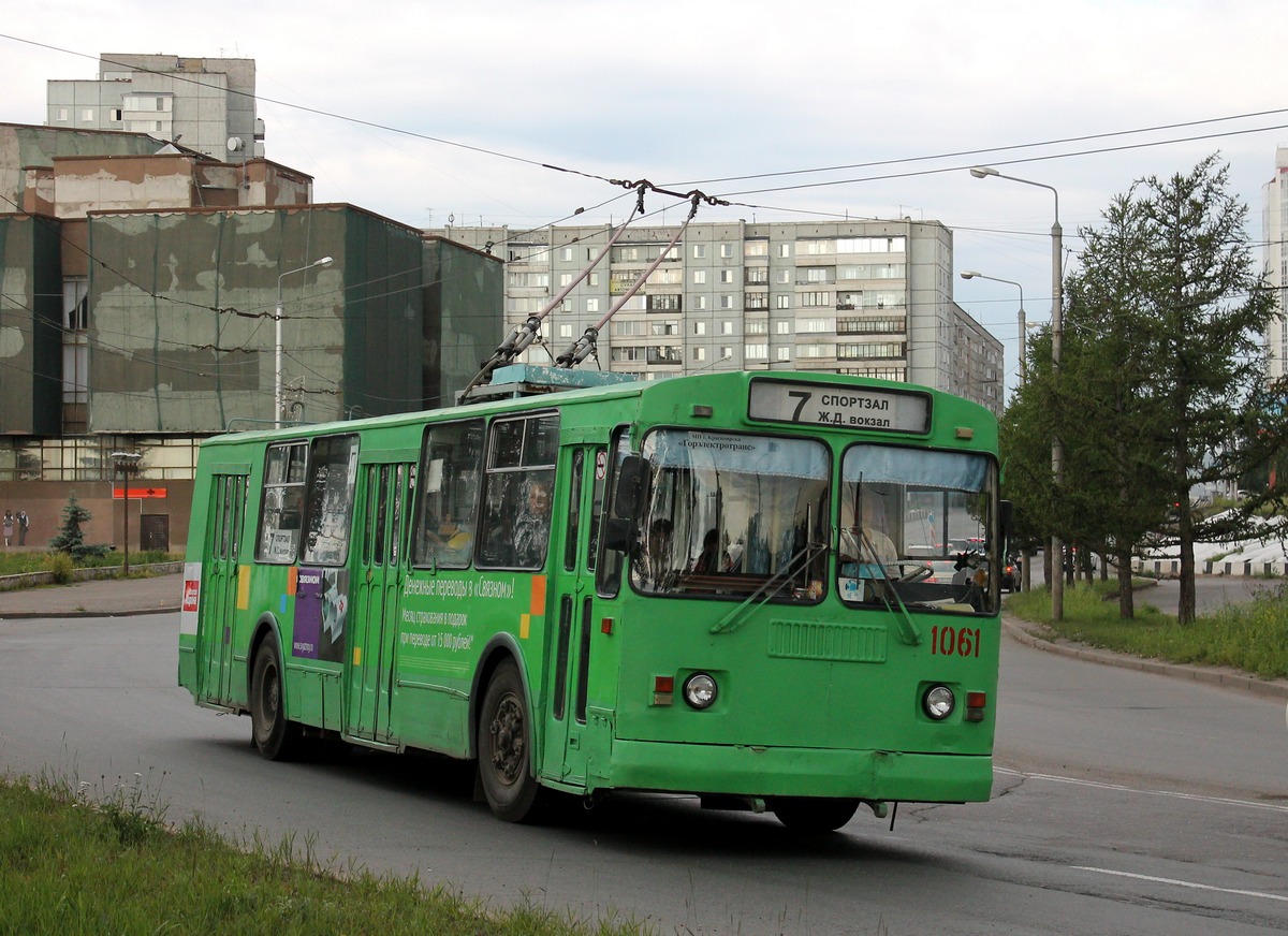Красноярск, ЗиУ-682Г-016 (018) № 1061