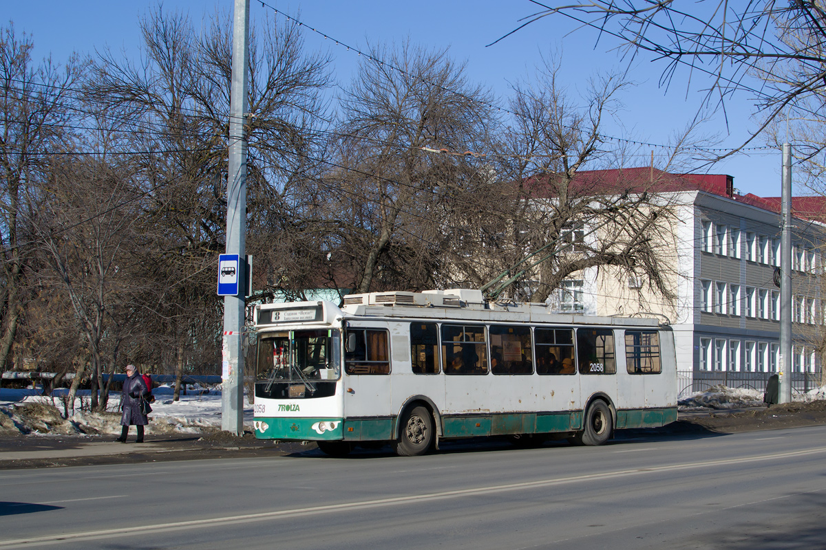 Penza, ZiU-682G-016.02 Nr. 2058