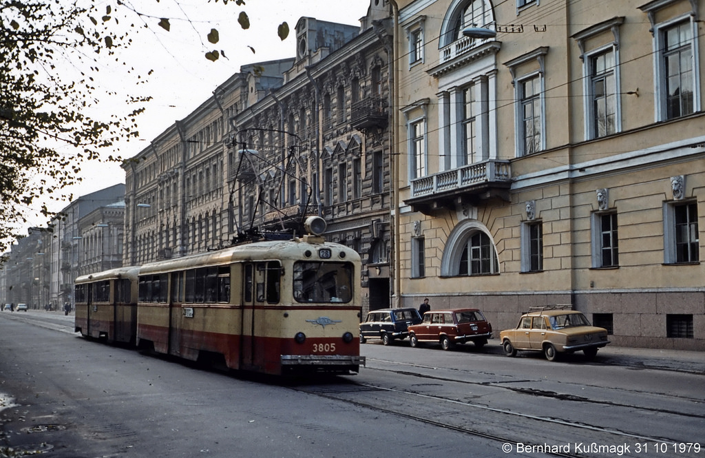 Szentpétervár, LM-49 — 3805