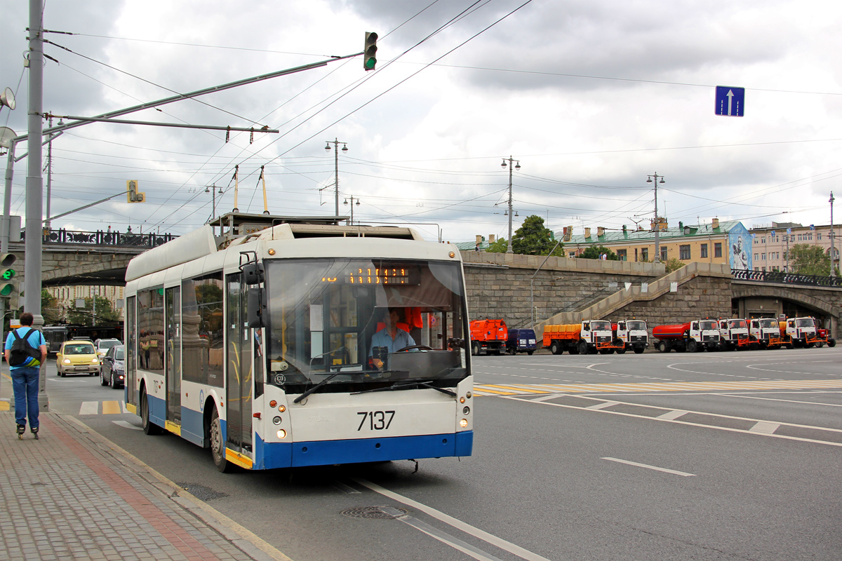 Москва, Тролза-5265.00 «Мегаполис» № 7137