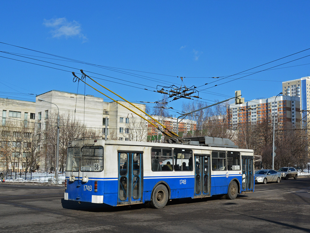 莫斯科, ZiU-682GM1 (with double first door) # 1748