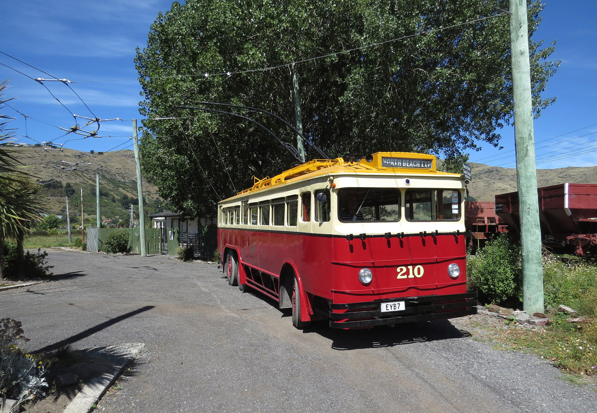 Ferrymead, English Electric # 210; Ferrymead — Trolleybus Line and Infrastructure