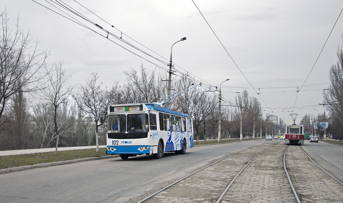 Мариуполь, ЗиУ-682Г-016.03 № 102