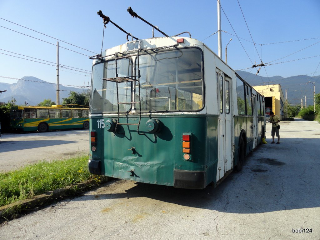 Враца, ЗиУ-682В1УБ № 115