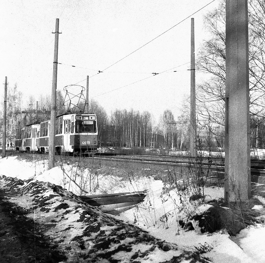 Санкт-Петербург, ЛМ-68М № 4618