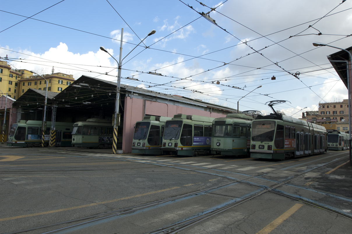 Рим, Socimi T8000 № 9004; Рим, Socimi T8000 № 9037; Рим, Treno Articolato Stanga (TAS) № 7063; Рим, Socimi T8000 № 9038; Рим — Трамвайное депо Porta Maggiore