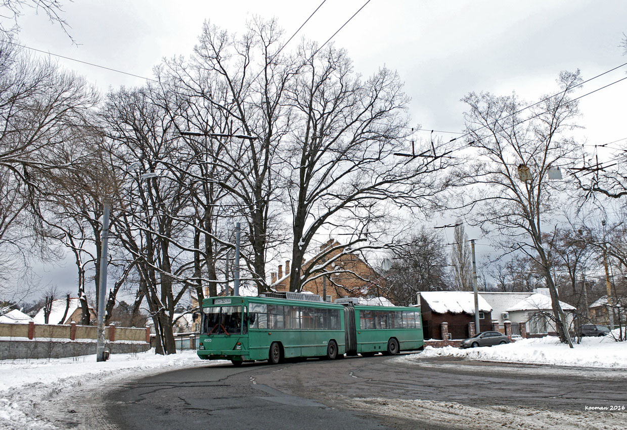 Киев, Киев-12.03 № 4033