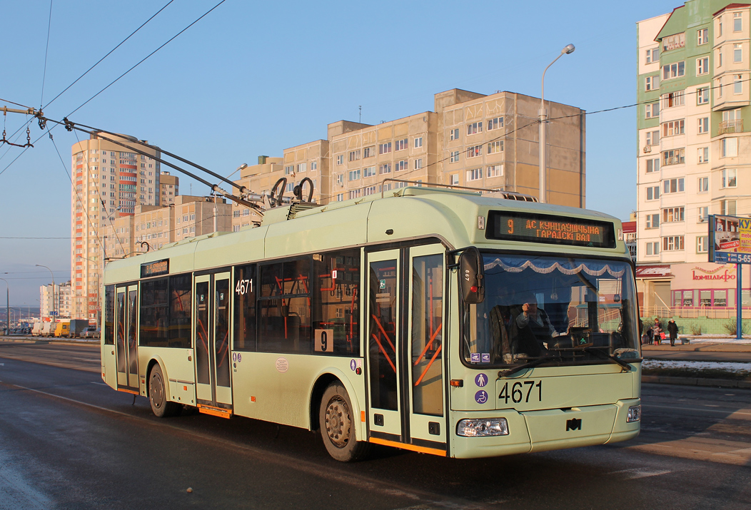 Минск, БКМ 321 № 4671