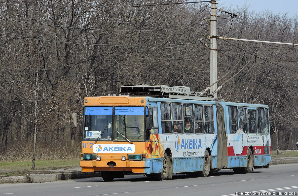 Кривой Рог, ЮМЗ Т1 № 017 Кривой Рог, ЮМЗ Т1 № 017