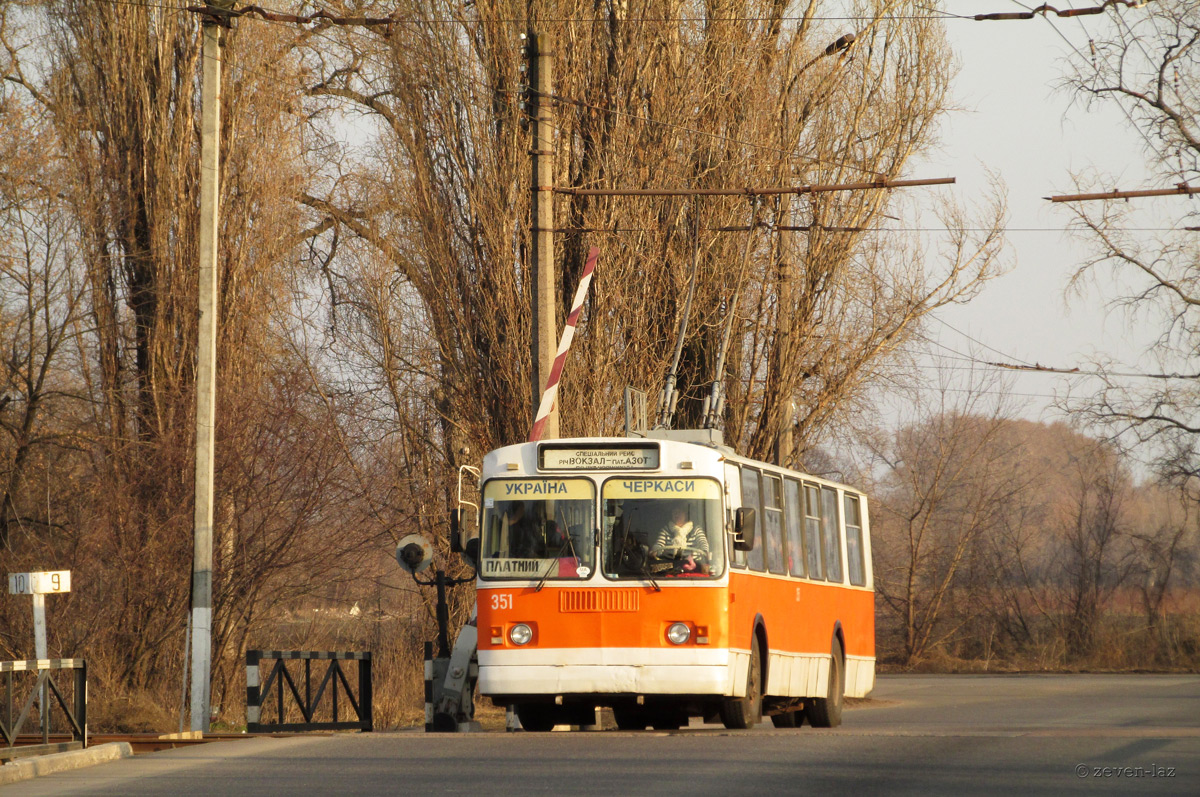 Čerkasy, ZiU-682G [G00] č. 351