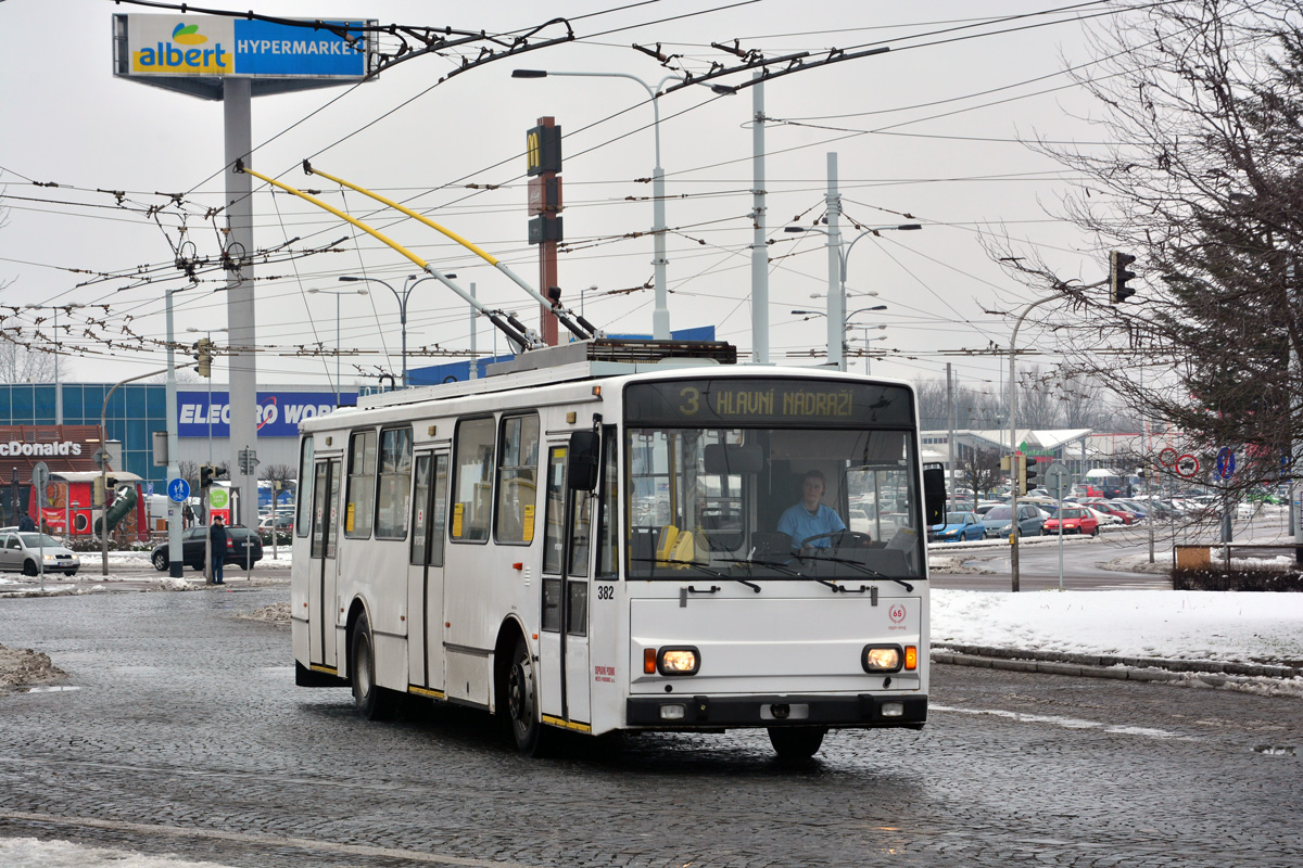 Pardubice, Škoda 14Tr17/6M č. 382