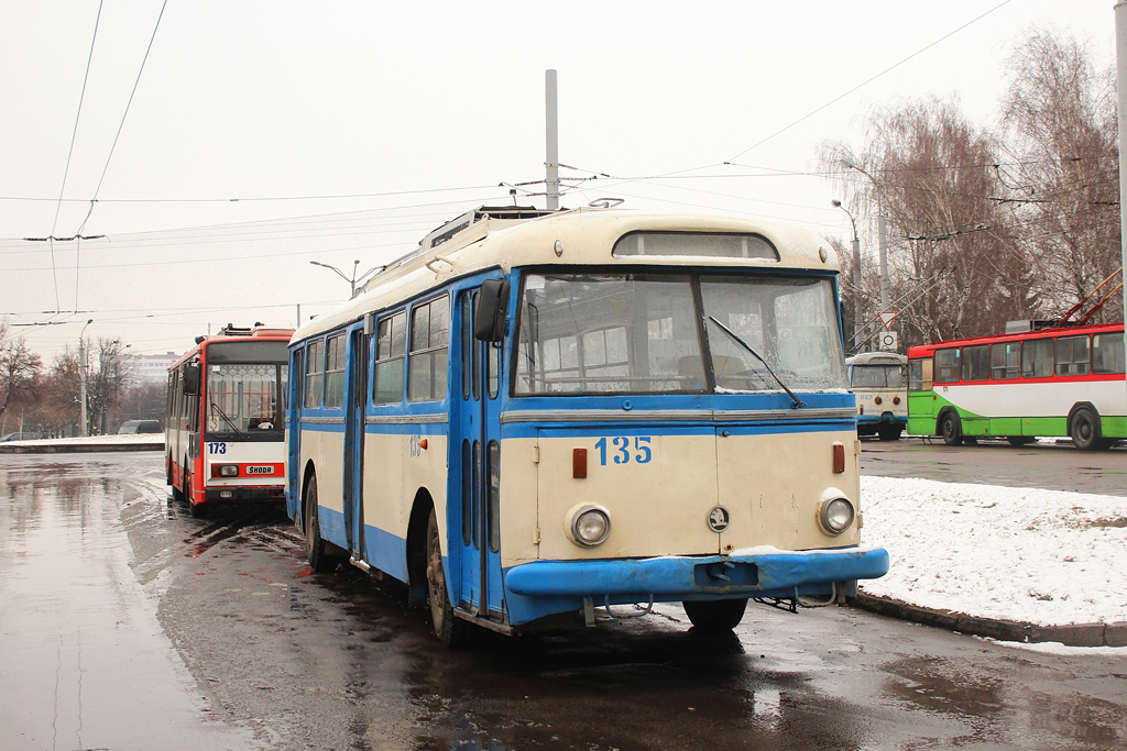 Ровно, Škoda 9TrHT28 № 135