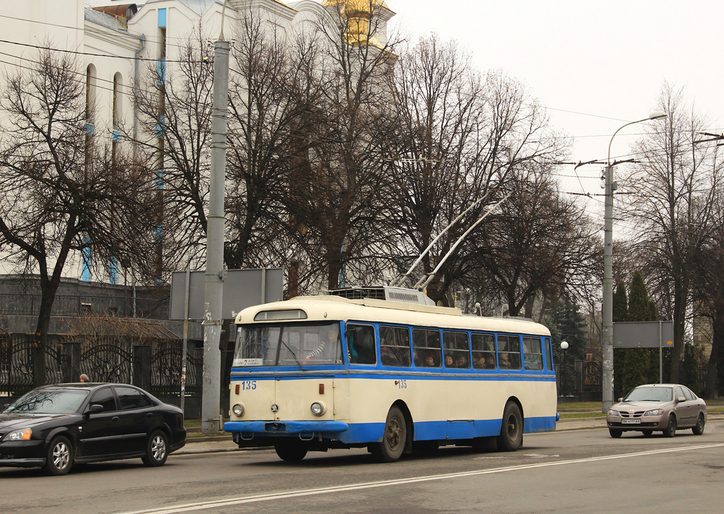 Ровно, Škoda 9TrHT28 № 135
