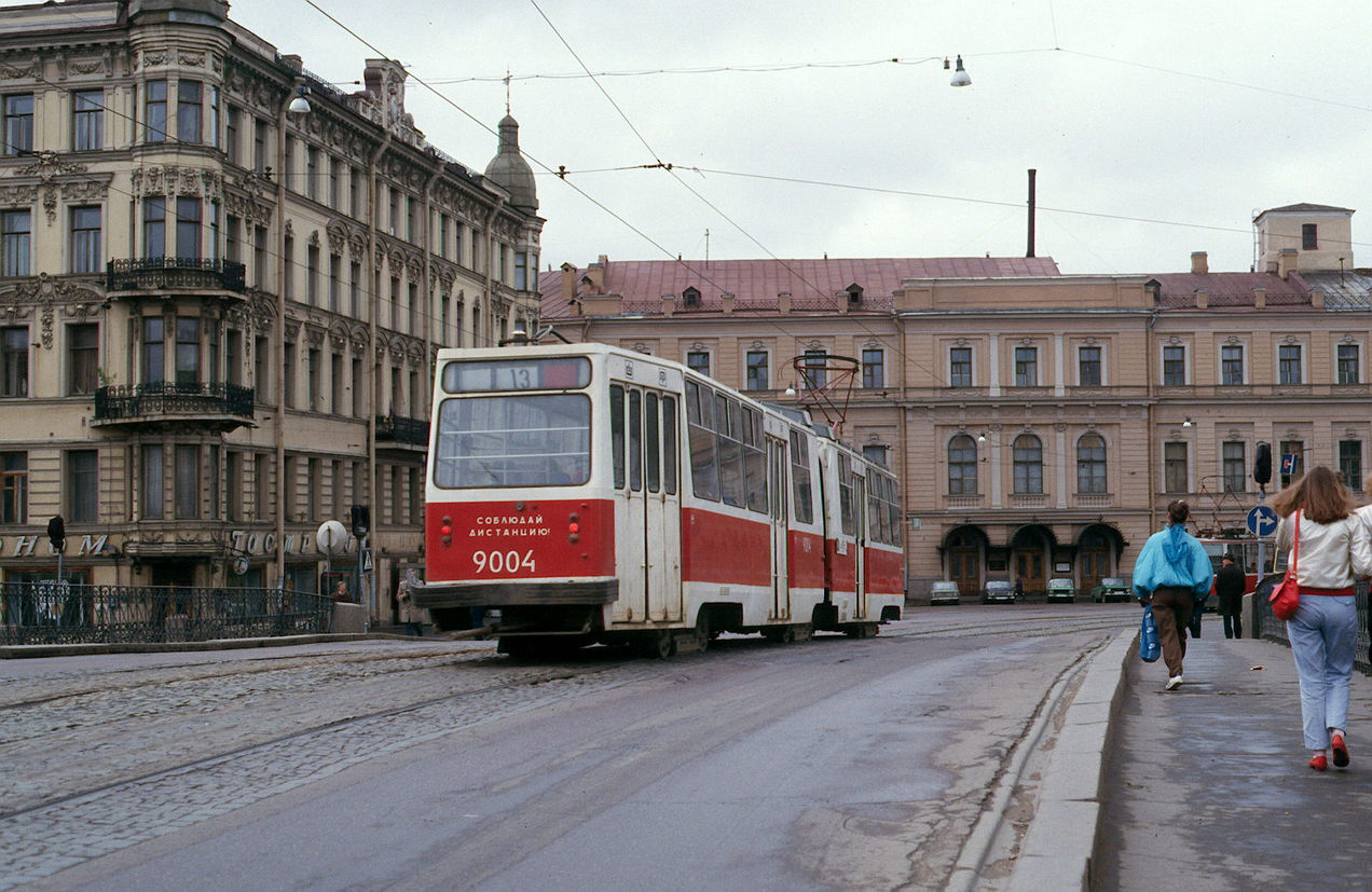 Saint-Petersburg, LVS-80 № 9004