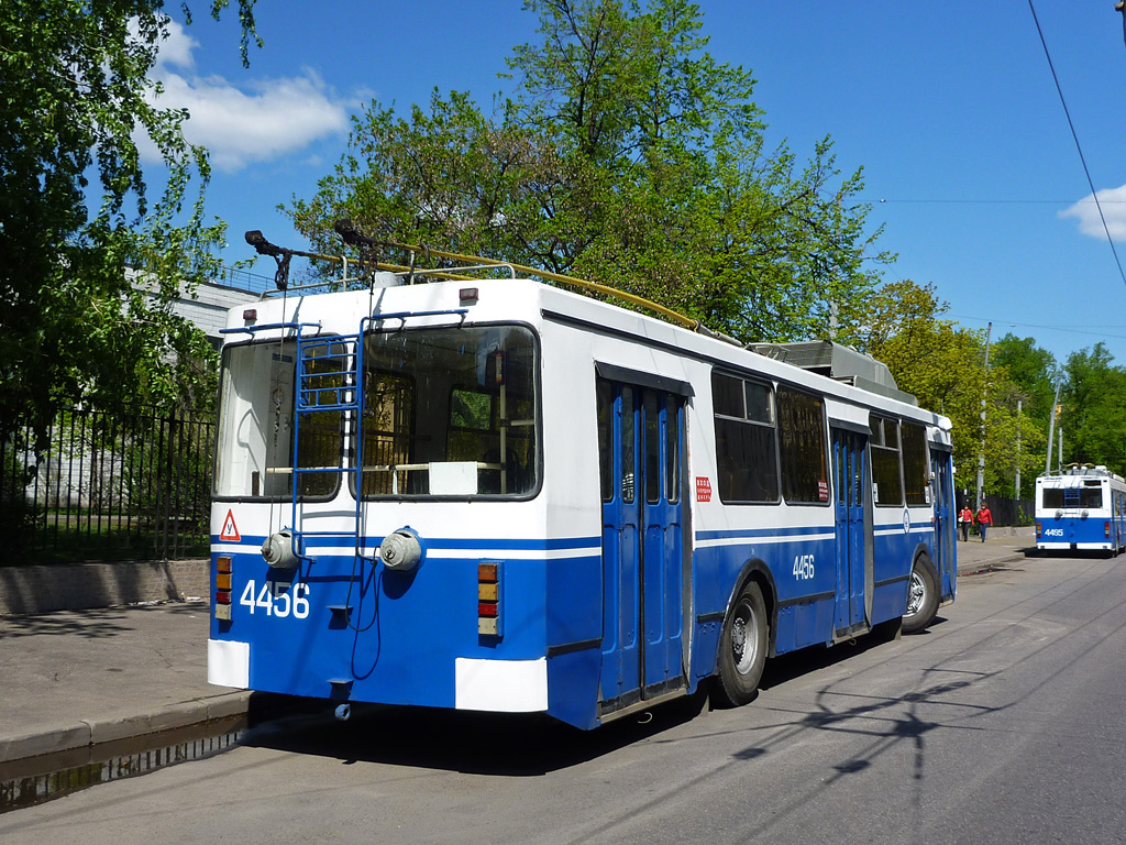 Москва, ЗиУ-682ГМ1 (с широкой передней дверью) № 4456