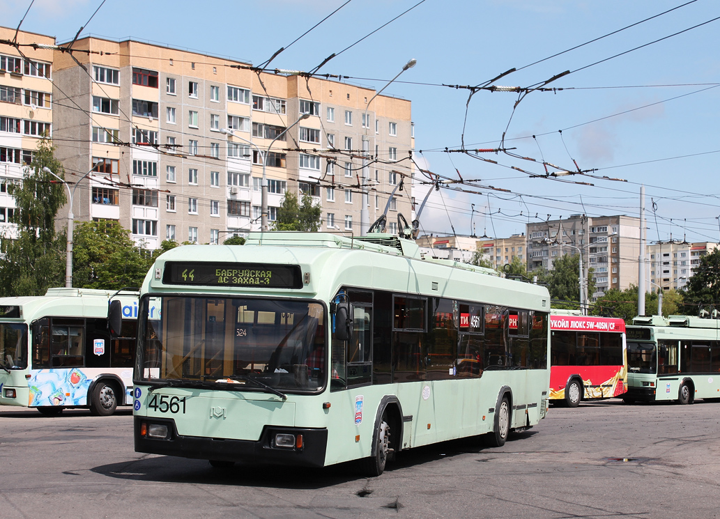 Минск, БКМ 32102 № 4561